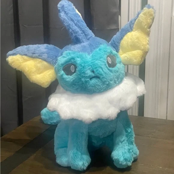 Fluffy Vaporeon plush - Picture 2 of 6